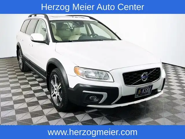 2015 Volvo XC70 T6 AWD's photo