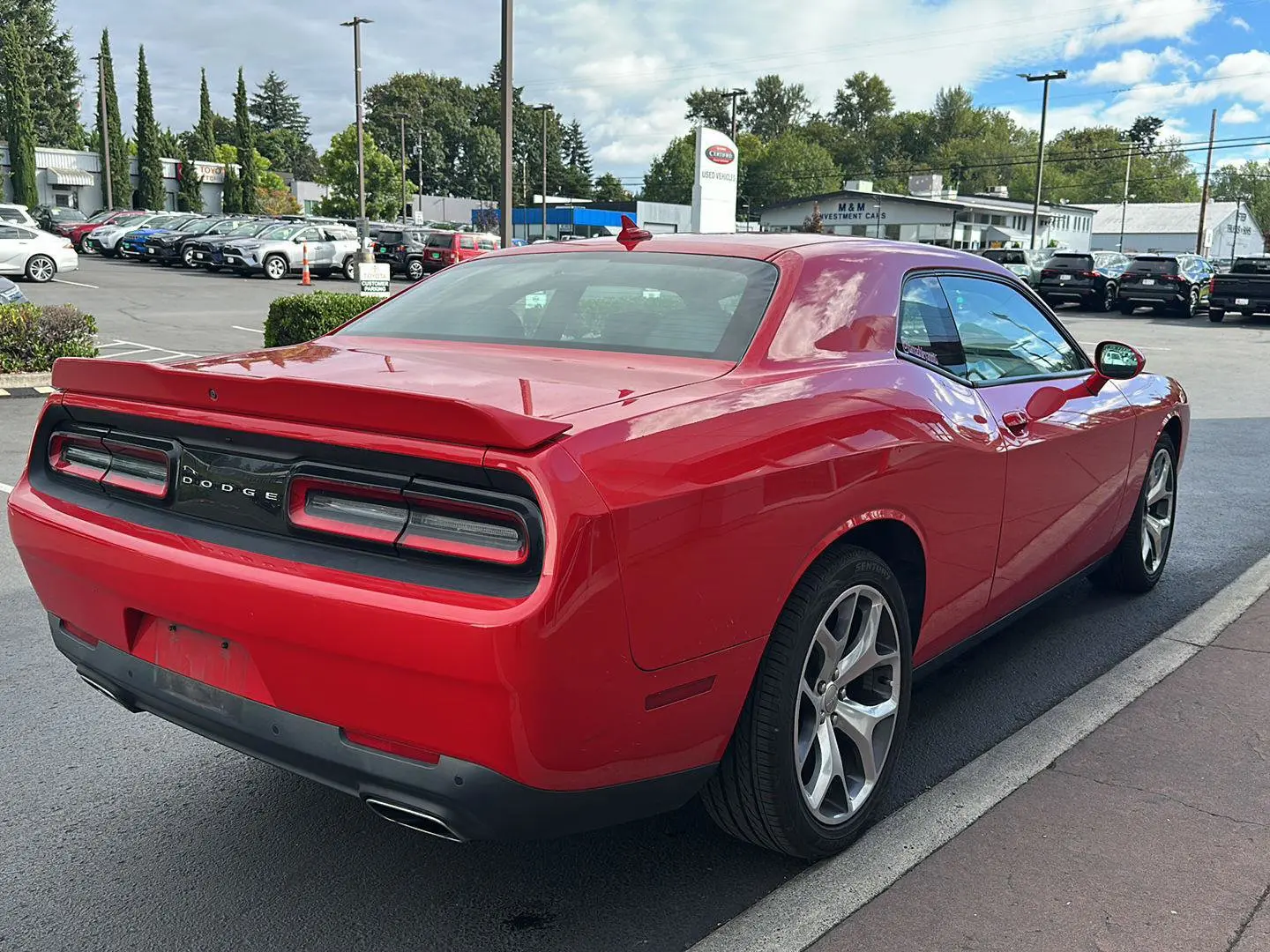 2016 Dodge Challenger SXT Plus photo 3
