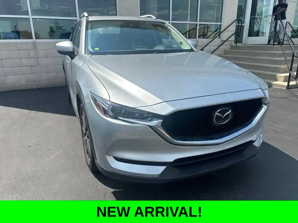 2017 Mazda CX-5 Grand Touring Auto AWD's photo