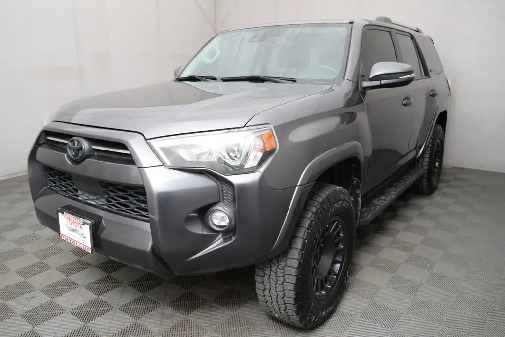 2021 Toyota 4Runner SR5 Premium 4WD V6's photo