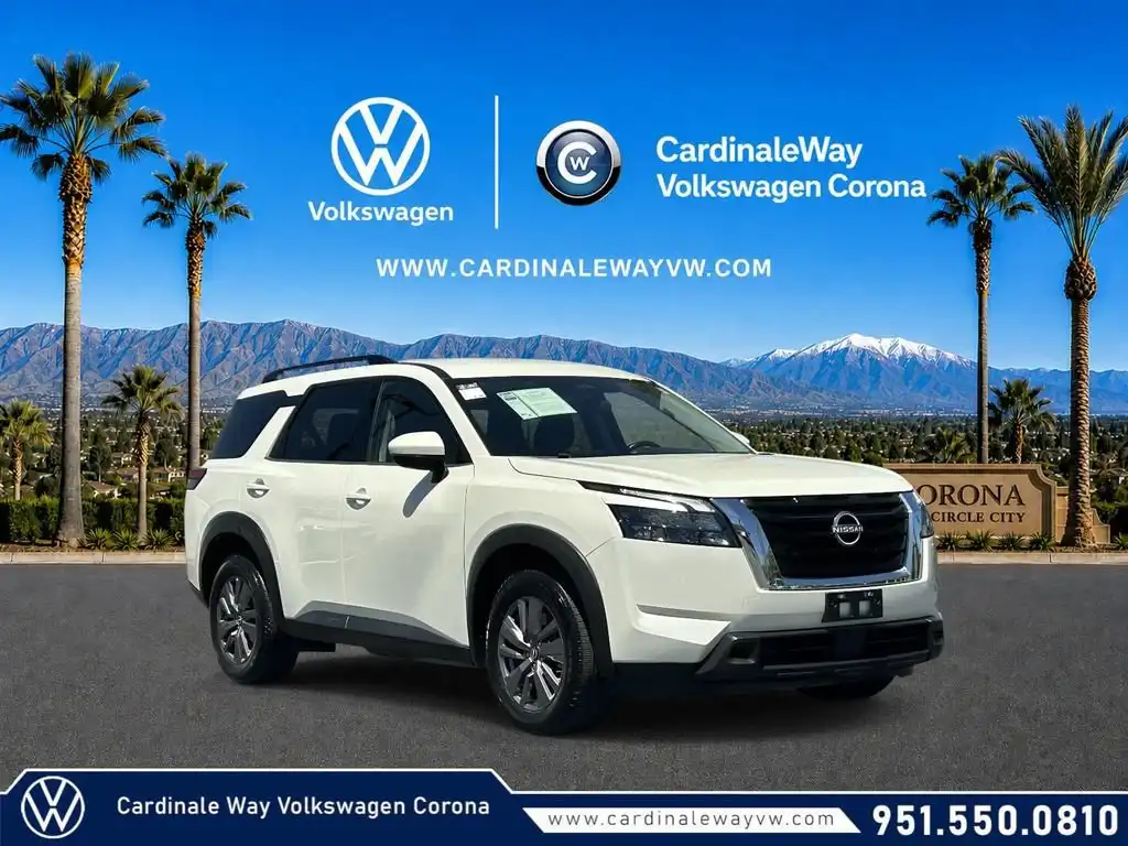 2024 Nissan Pathfinder SV 4WD's photo
