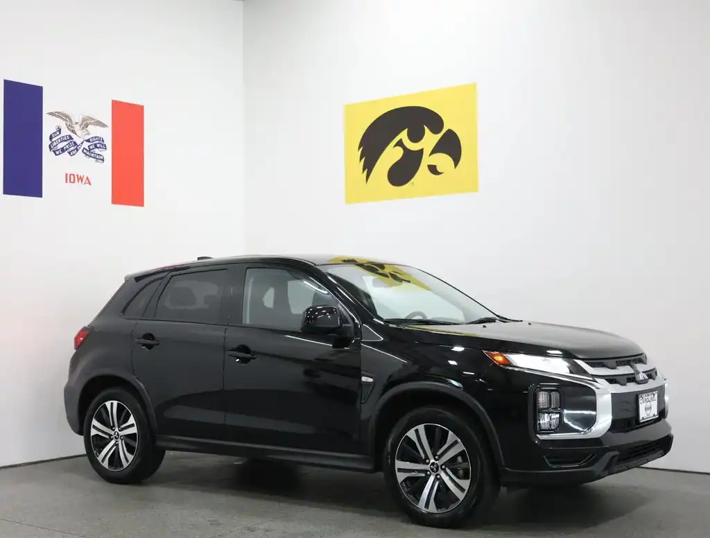 2025 Mitsubishi Outlander Sport 2.0 ES AWC CVT's photo