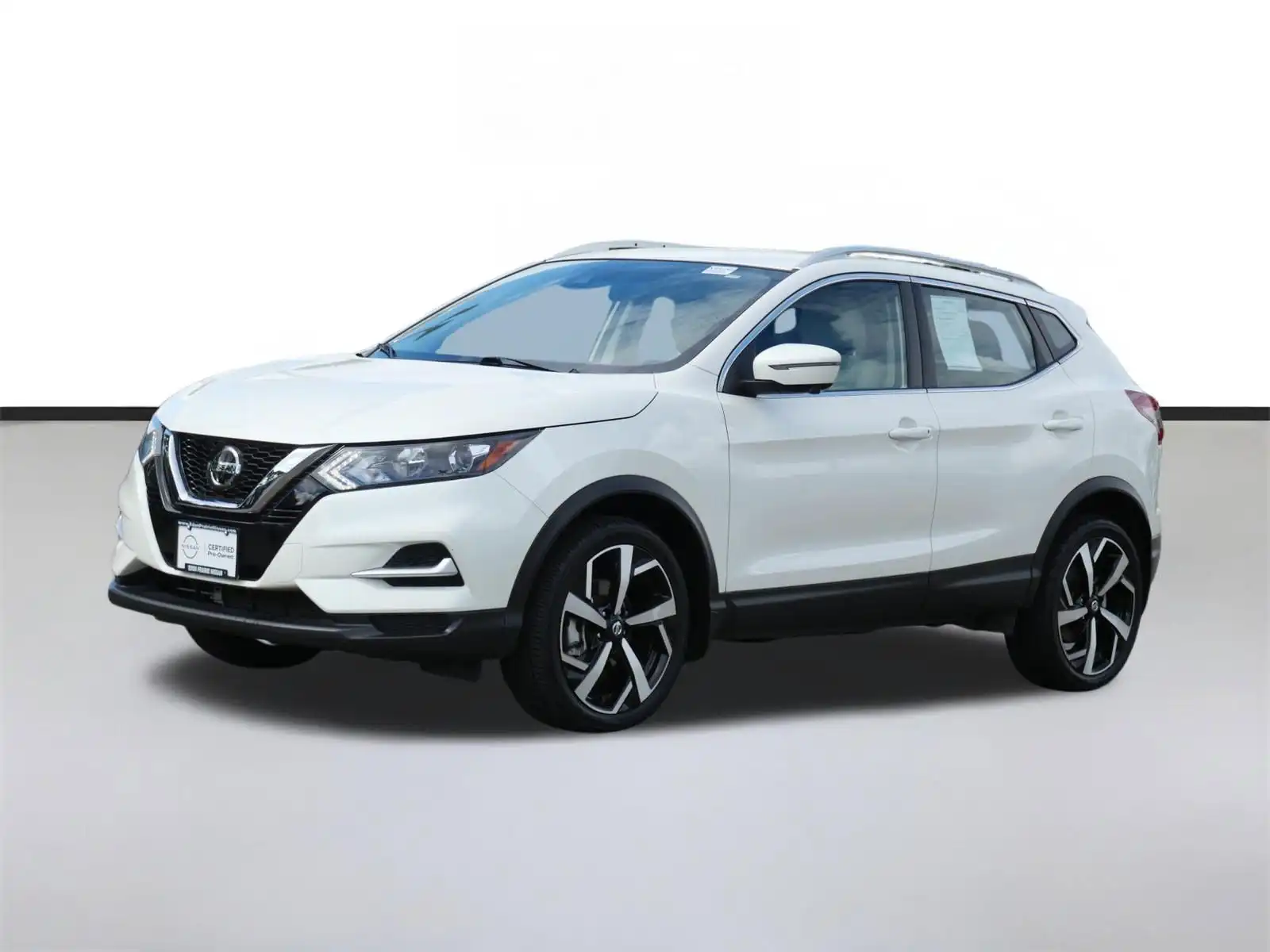 2022 Nissan Rogue Sport SL AWD's photo