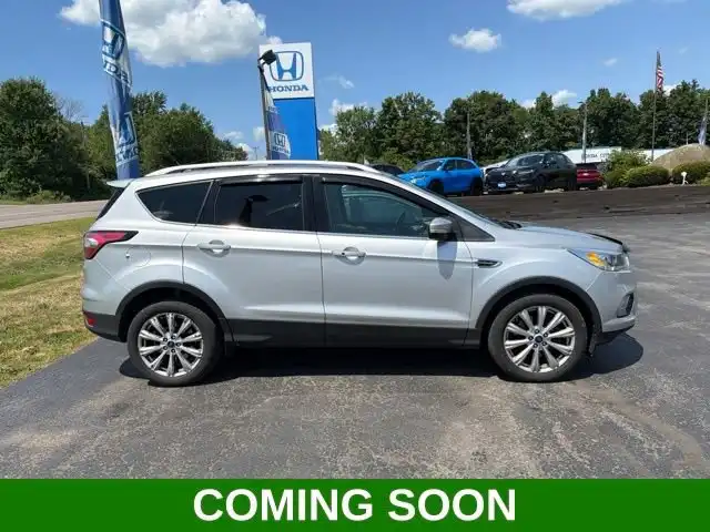 2017 Ford Escape Titanium 4WD's photo