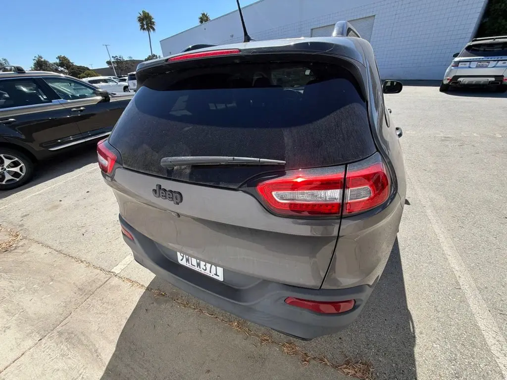 2018 Jeep Cherokee Latitude photo 4