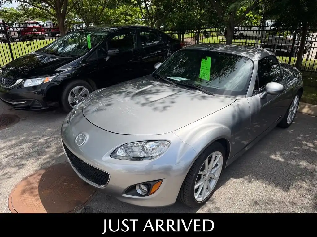 2010 Mazda MX-5 Miata Touring Hard Top's photo