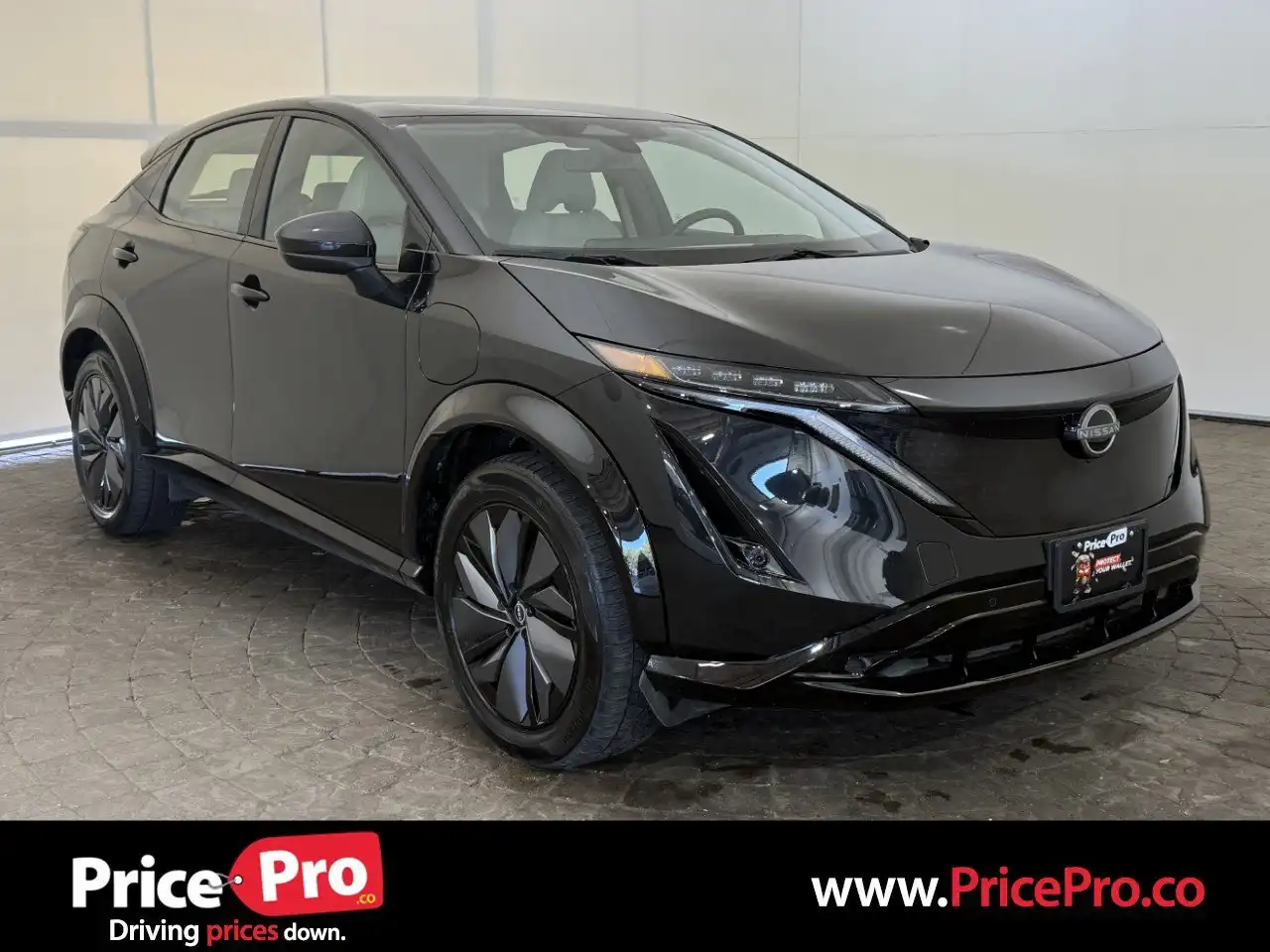 2024 Nissan Ariya Engage AWD's photo