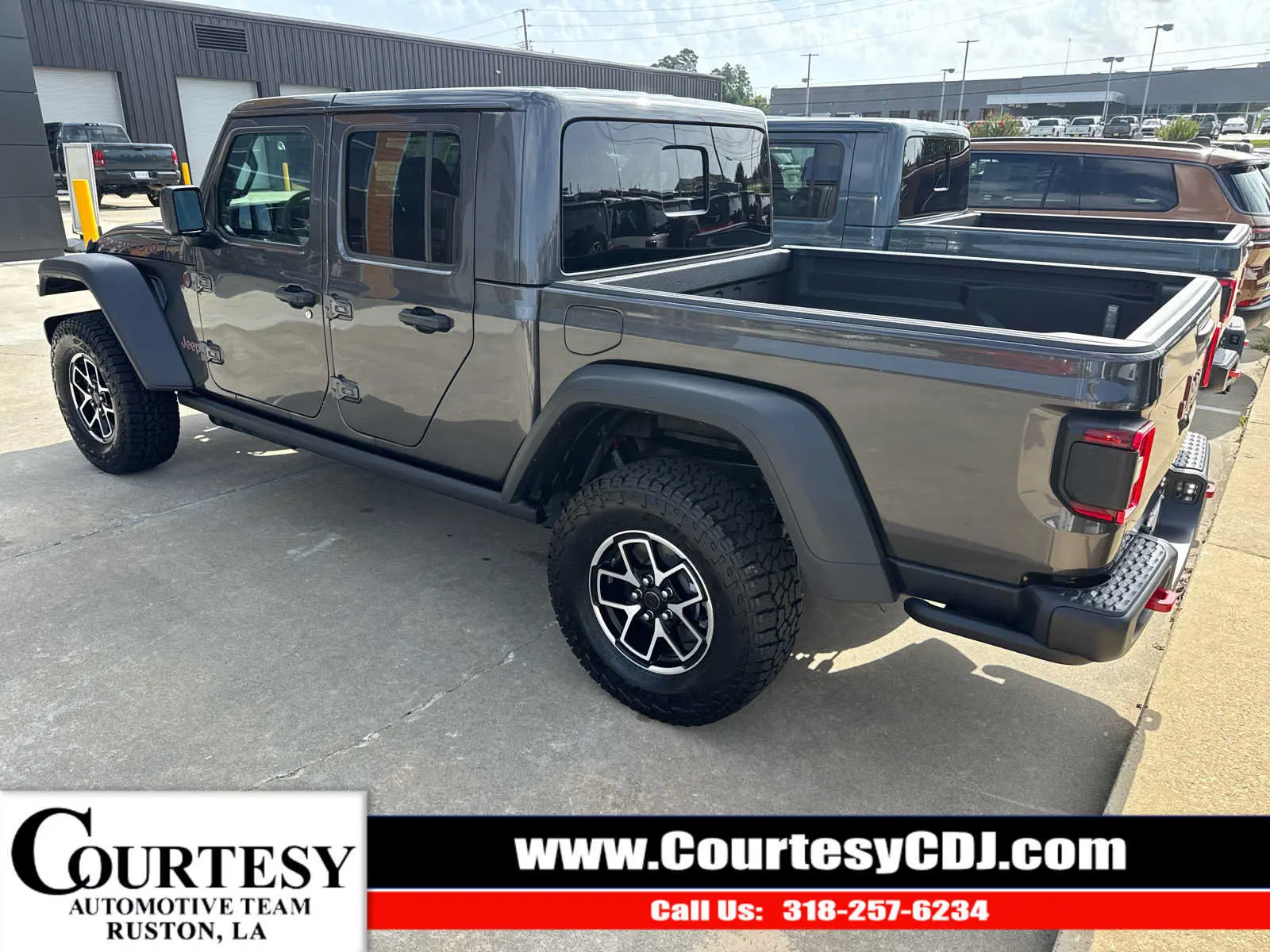 2026 Jeep Gladiator Rubicon Auto photo 5