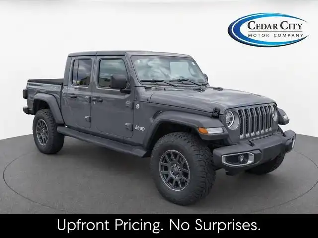2021 Jeep Gladiator Overland's photo