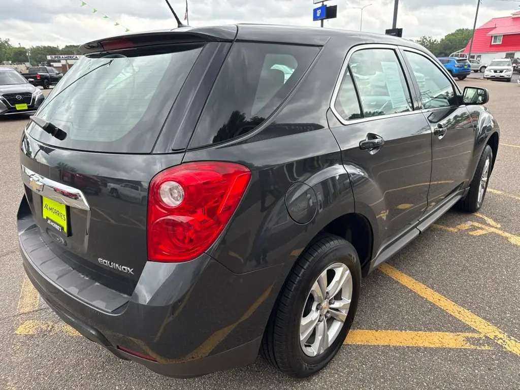 2013 Chevrolet Equinox LS photo 5