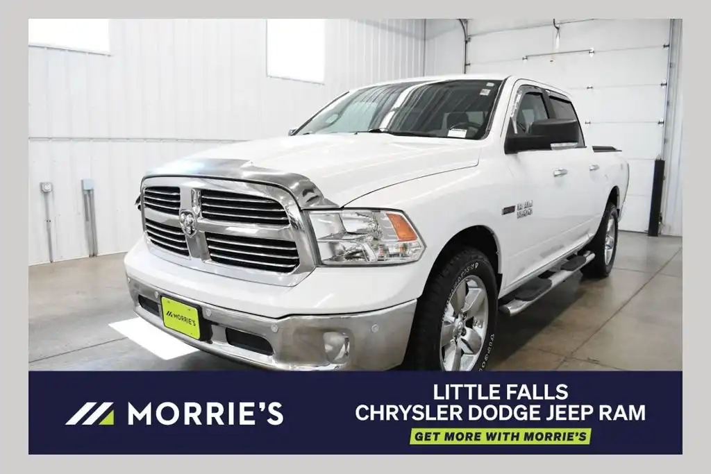 2018 RAM 1500 Big Horn 4x4 Crew Cab 5'7's photo