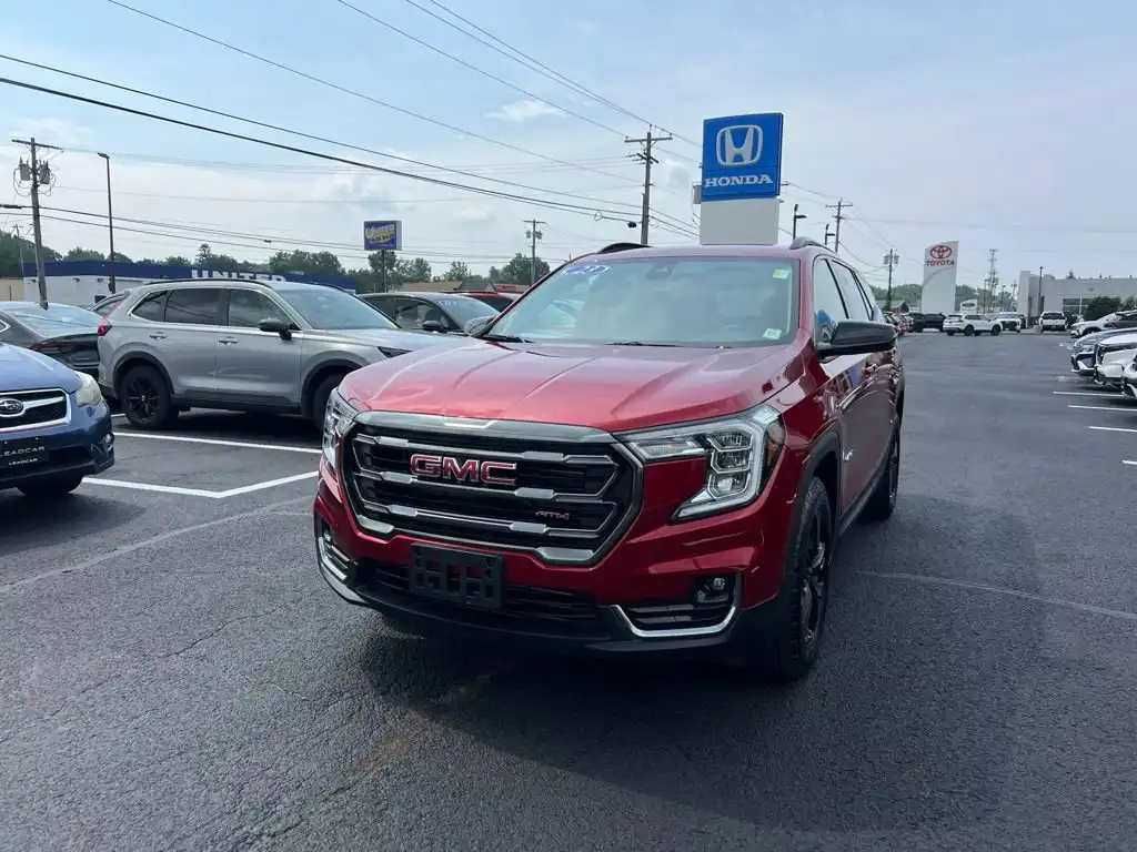 2023 GMC Terrain AT4 AWD's photo