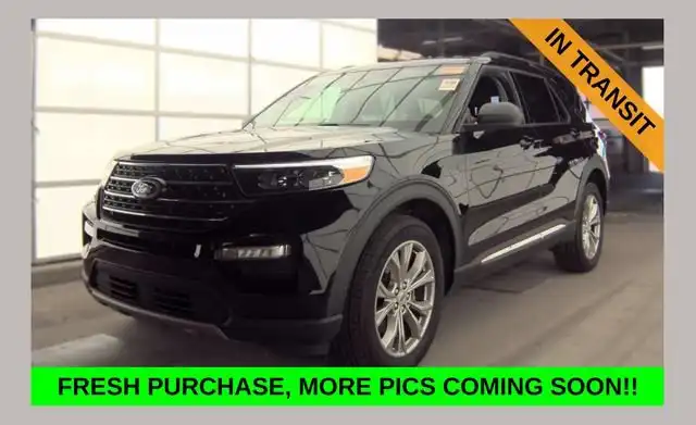2023 Ford Explorer XLT 4WD's photo