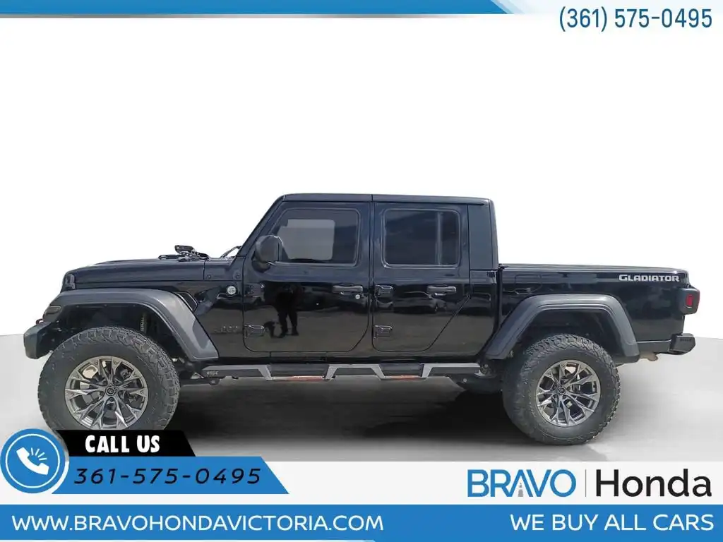 2020 Jeep Gladiator Sport's photo