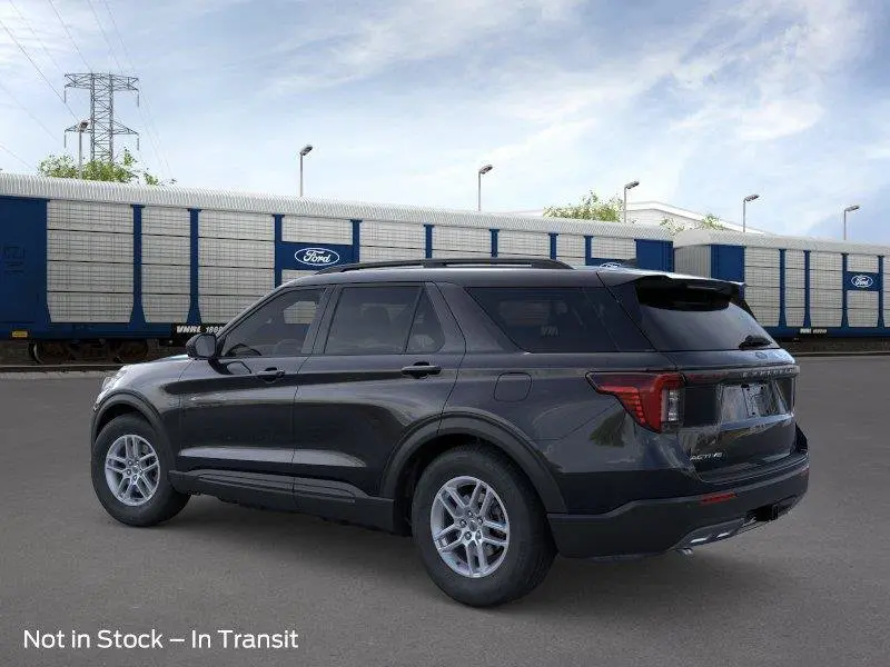 2026 Ford Explorer Active w/100A Pkg photo 4