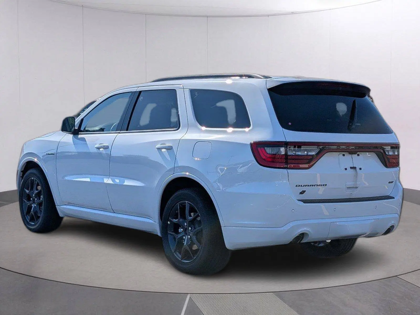 2027 Dodge Durango HEMI V8 GT AWD Plus photo 3
