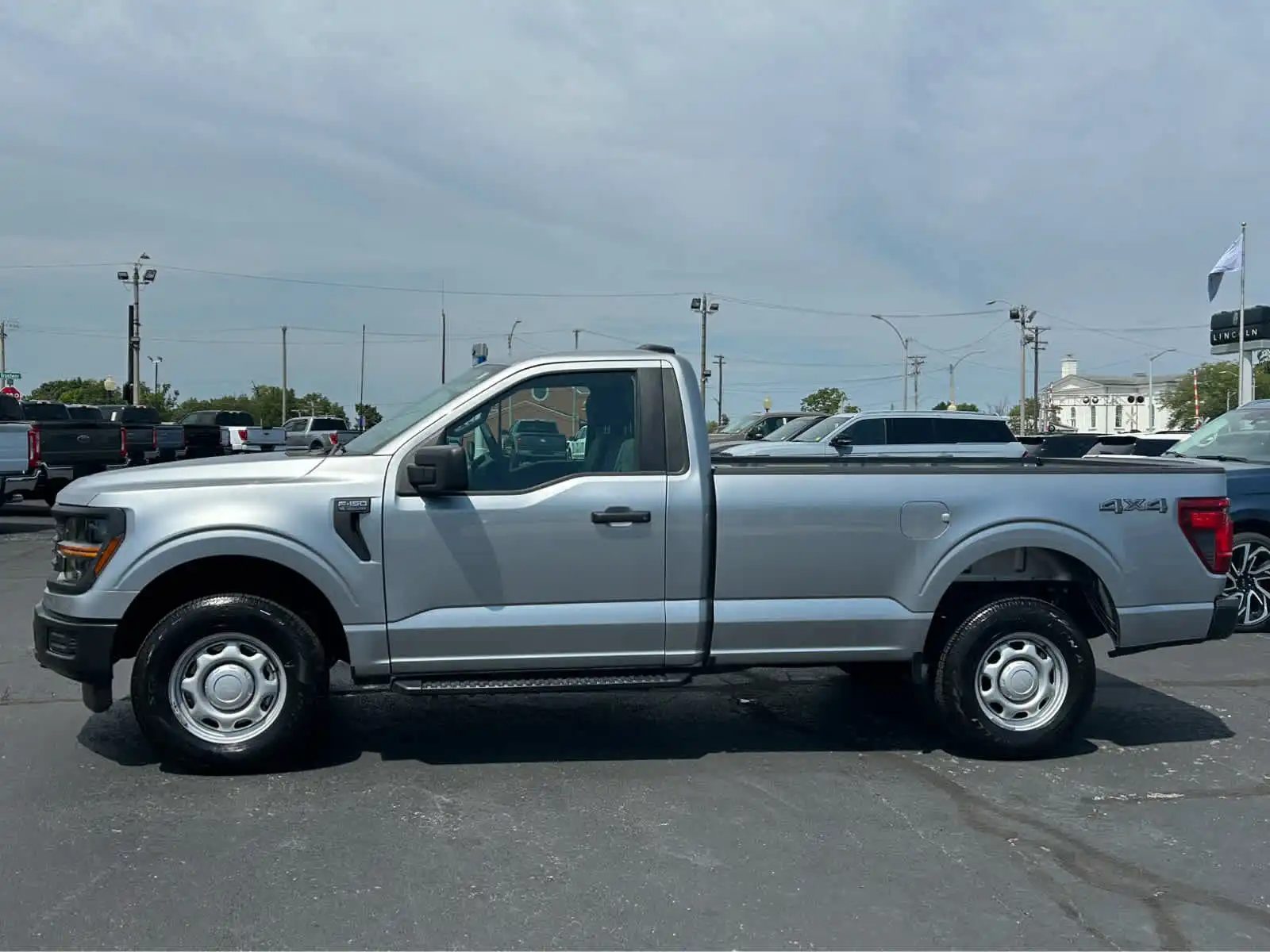 2025 Ford F-150 XL 4x4 Regular Cab 8 Box's photo