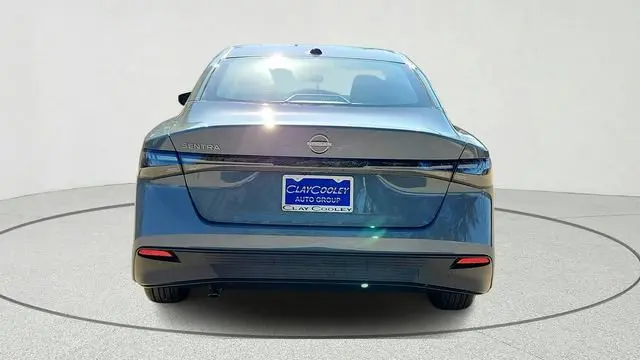 2026 Nissan Sentra SV CVT photo 4