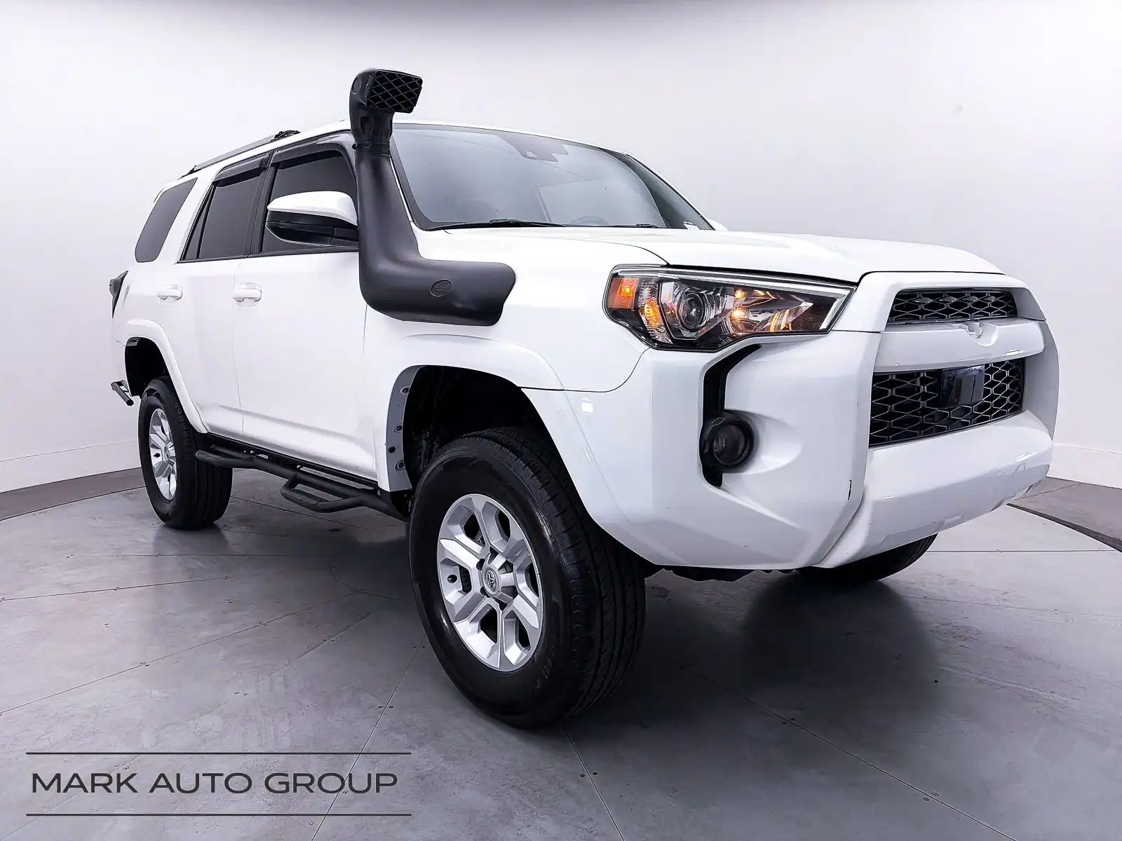 2020 Toyota 4Runner SR5 4WD V6's photo