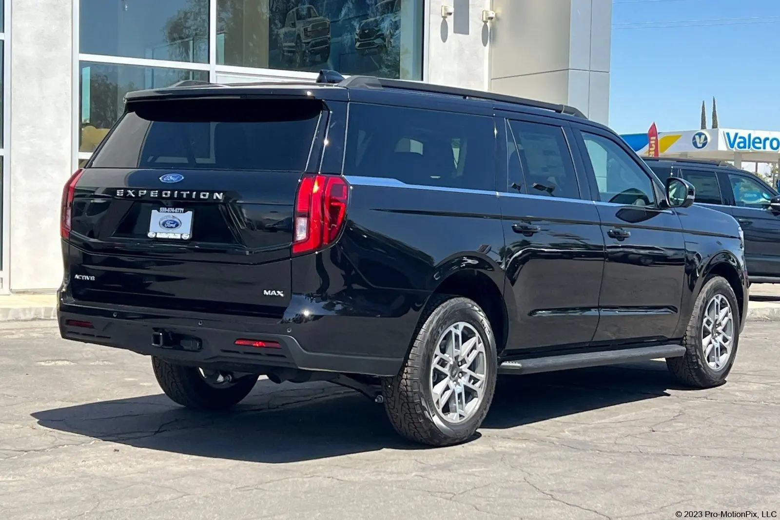 2026 Ford Expedition Active 4WD MAX photo 4