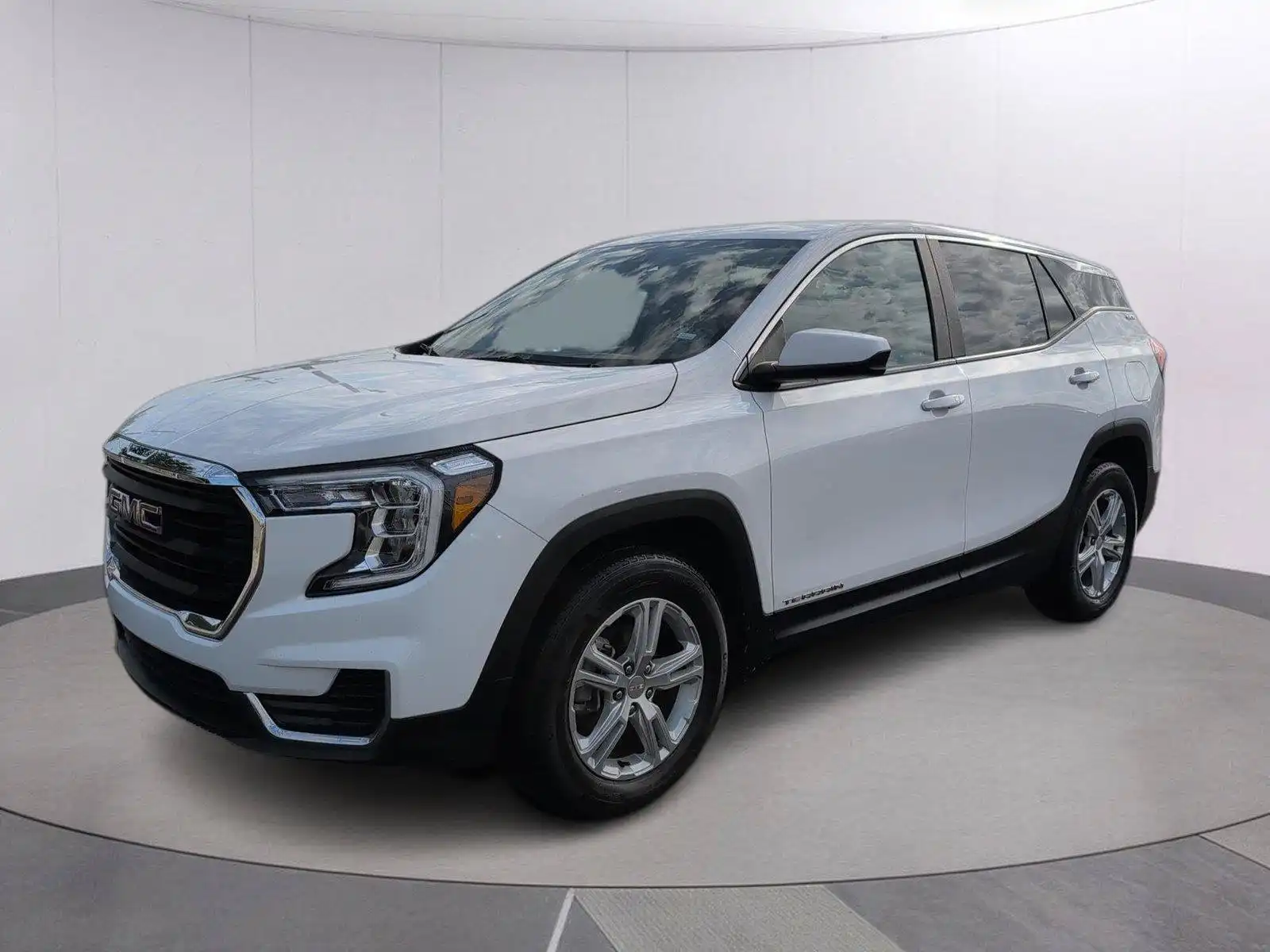 2024 GMC Terrain SLE FWD's photo