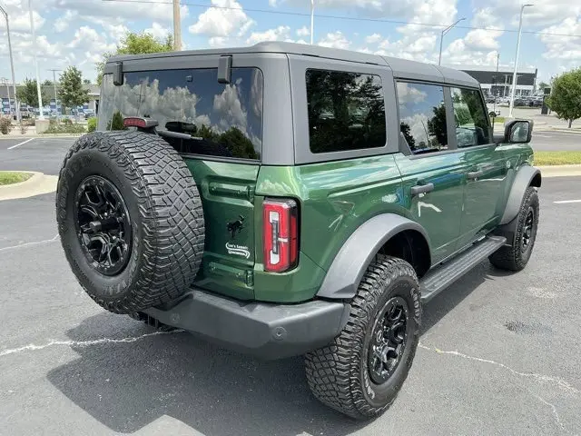 2024 Ford Bronco Wildtrak 4x4 photo 3