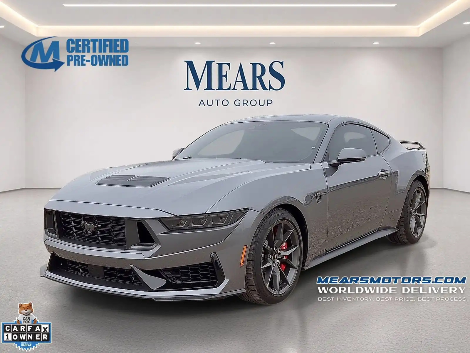 2025 Ford Mustang Dark Horse's photo