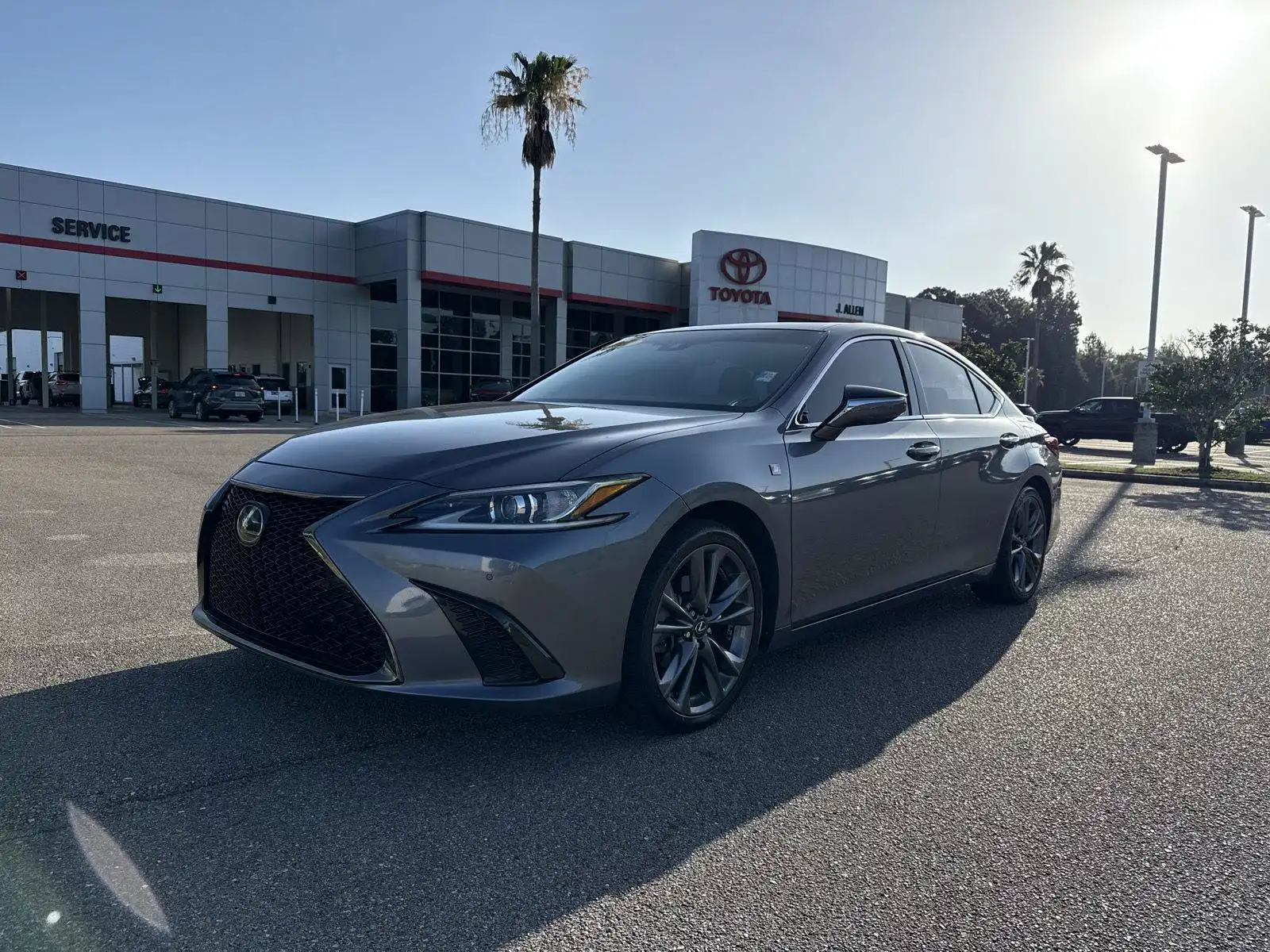 2021 Lexus ES 350 350 F SPORT's photo