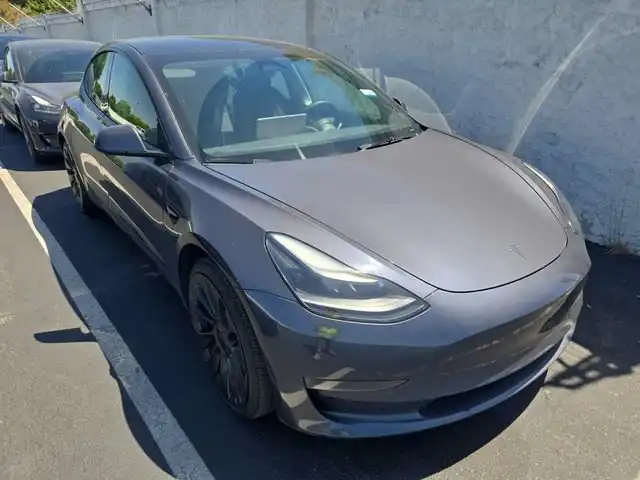 2023 Tesla Model 3 Base's photo