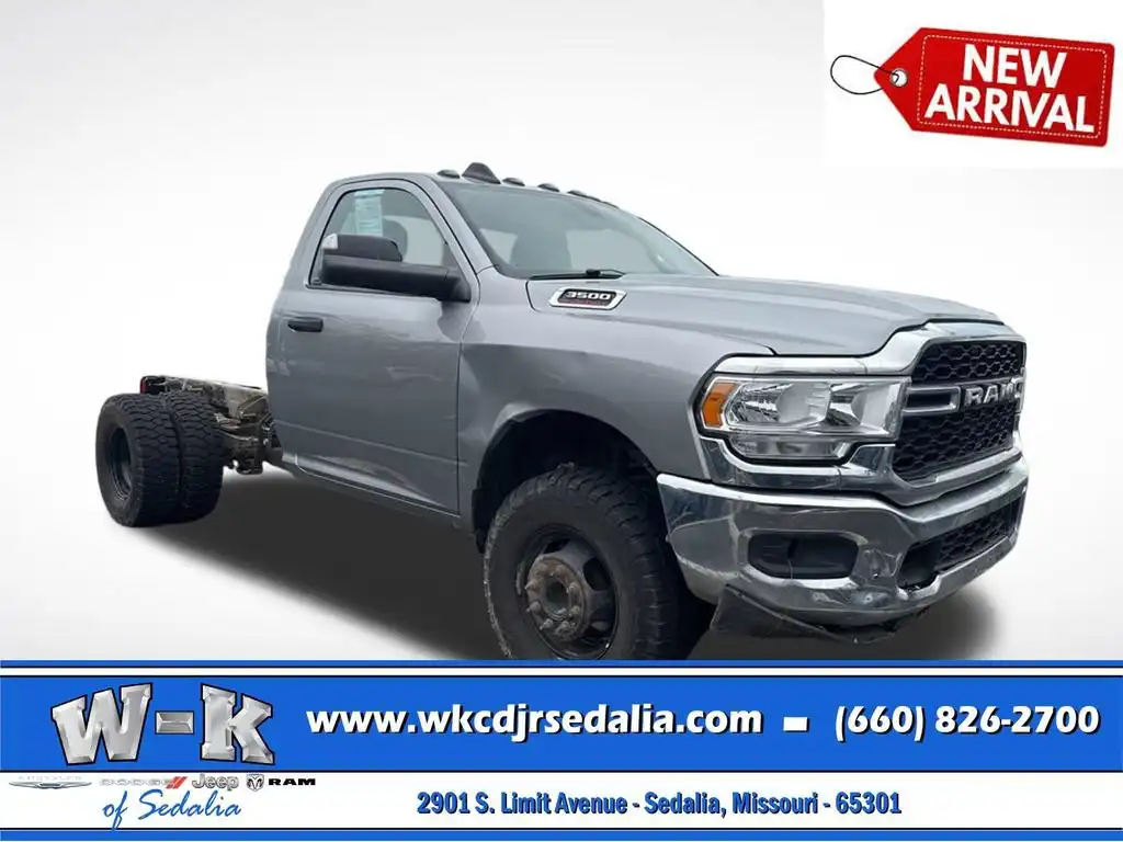 2021 RAM 3500 Tradesman 4X4 Regular Cab SWB DRW's photo