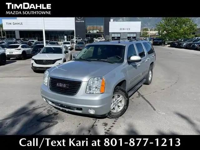 2013 GMC Yukon 4WD 1/2 Ton SLT (4SA)'s photo