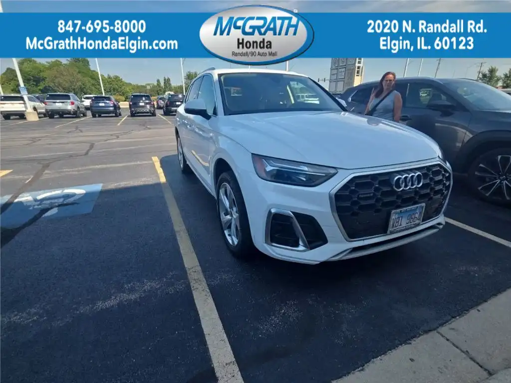 2025 Audi Q5 45 Premium Plus's photo