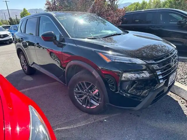 2026 Nissan Rogue SV AWD's photo