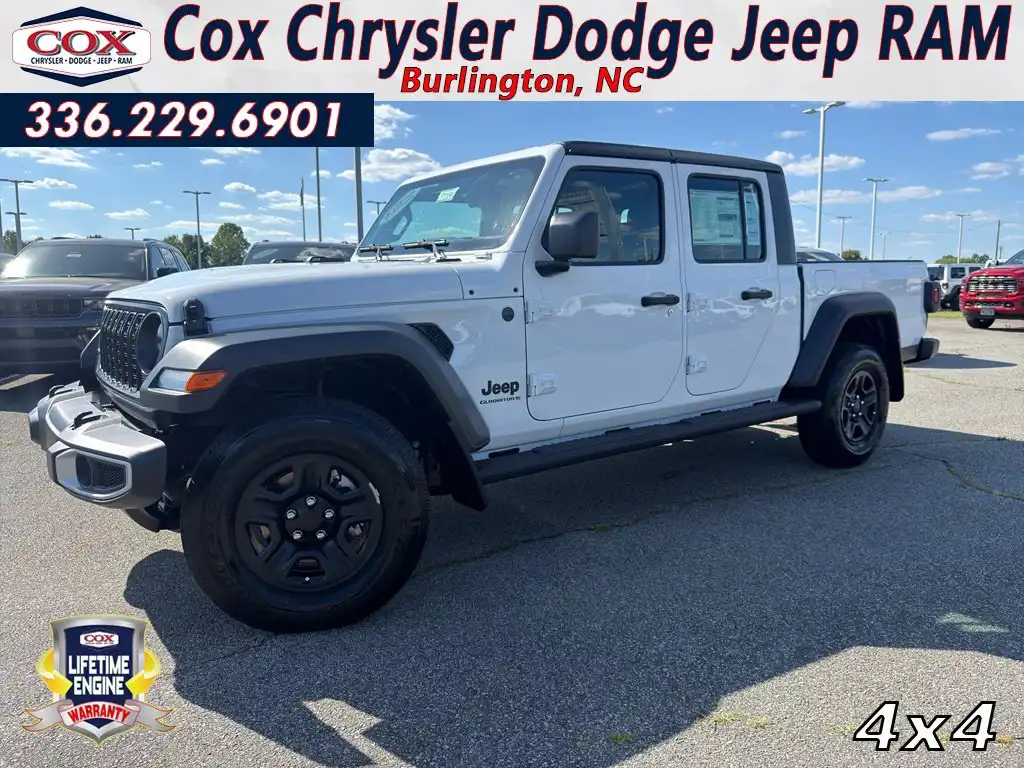 2026 Jeep Gladiator Sport Auto's photo