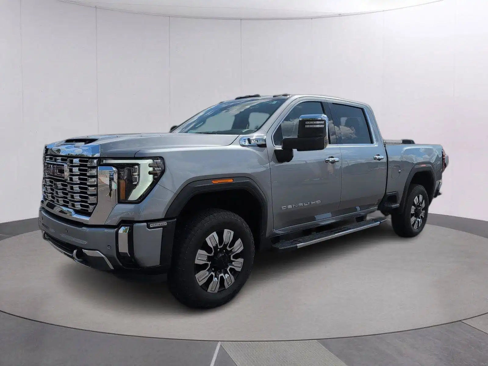 2025 GMC Sierra 4WD Crew Cab Standard Box Denali's photo