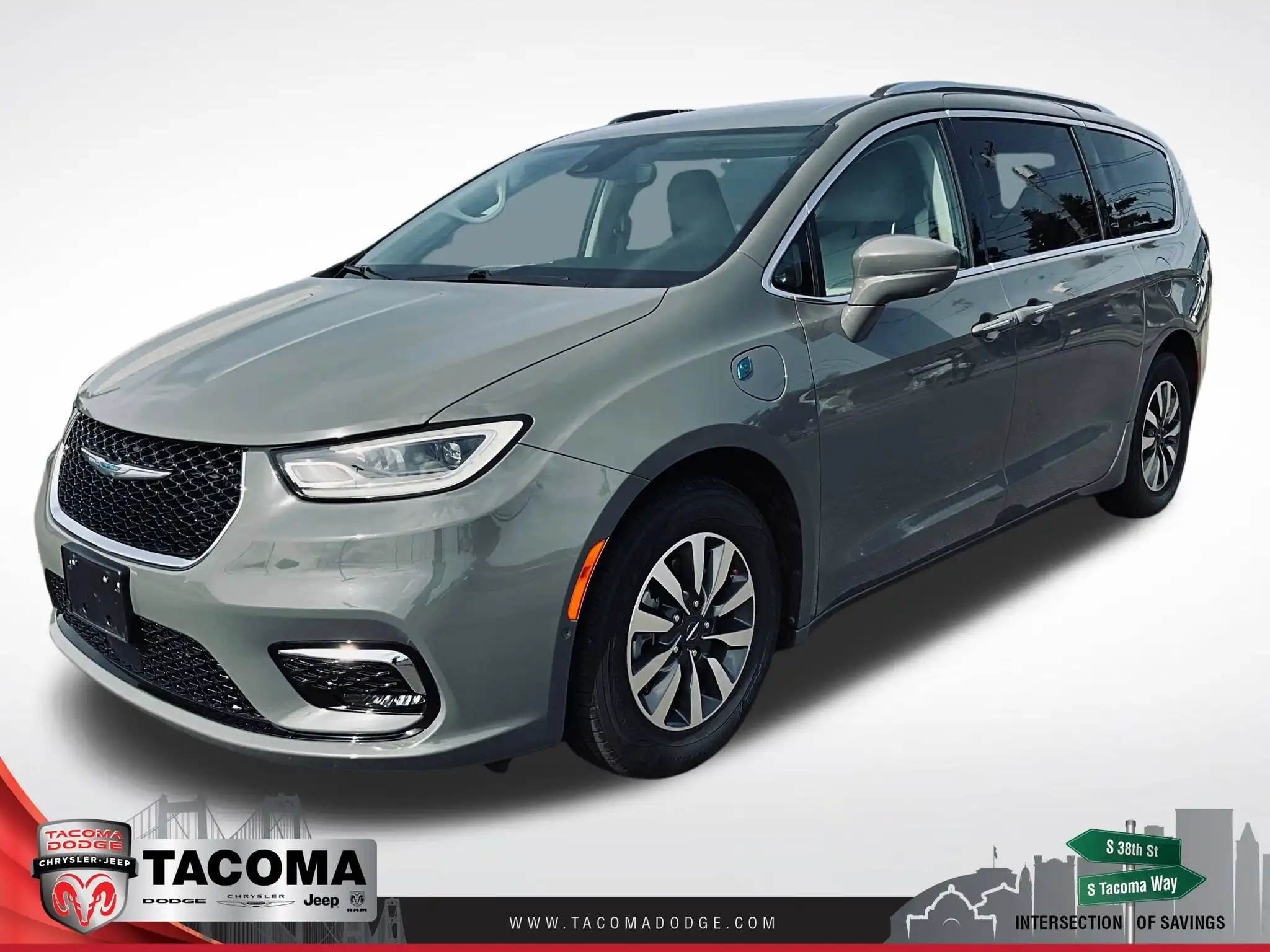 2021 Chrysler Pacifica Hybrid Touring L's photo