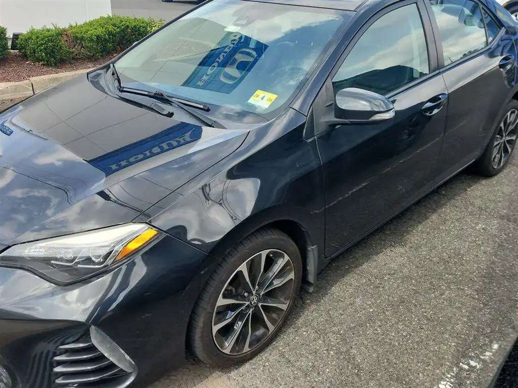 2017 Toyota Corolla SE AT's photo