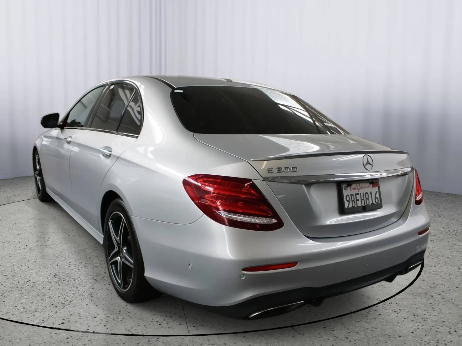 2018 Mercedes-Benz E-Class E300 photo 5