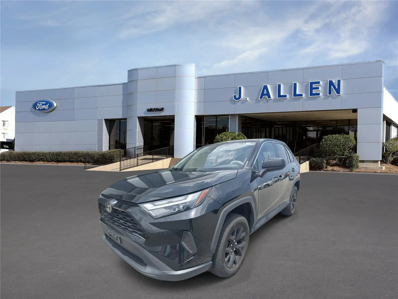 2024 Toyota RAV4 LE FWD's photo