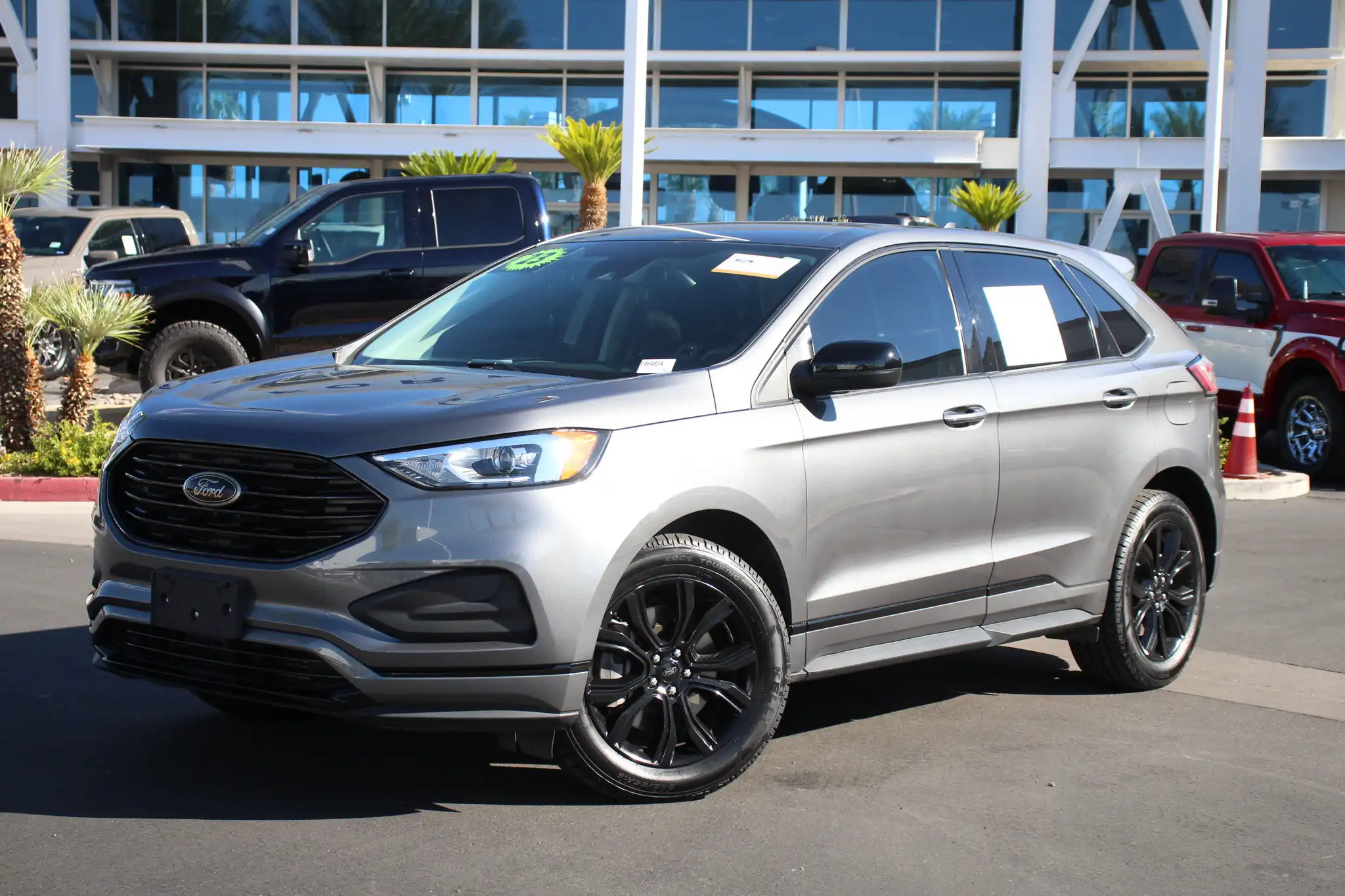 2023 Ford Edge SE AWD's photo