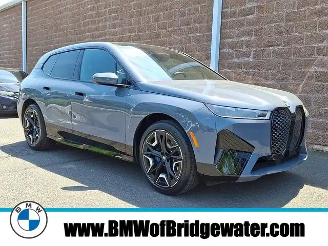 2024 BMW iX xDrive50's photo