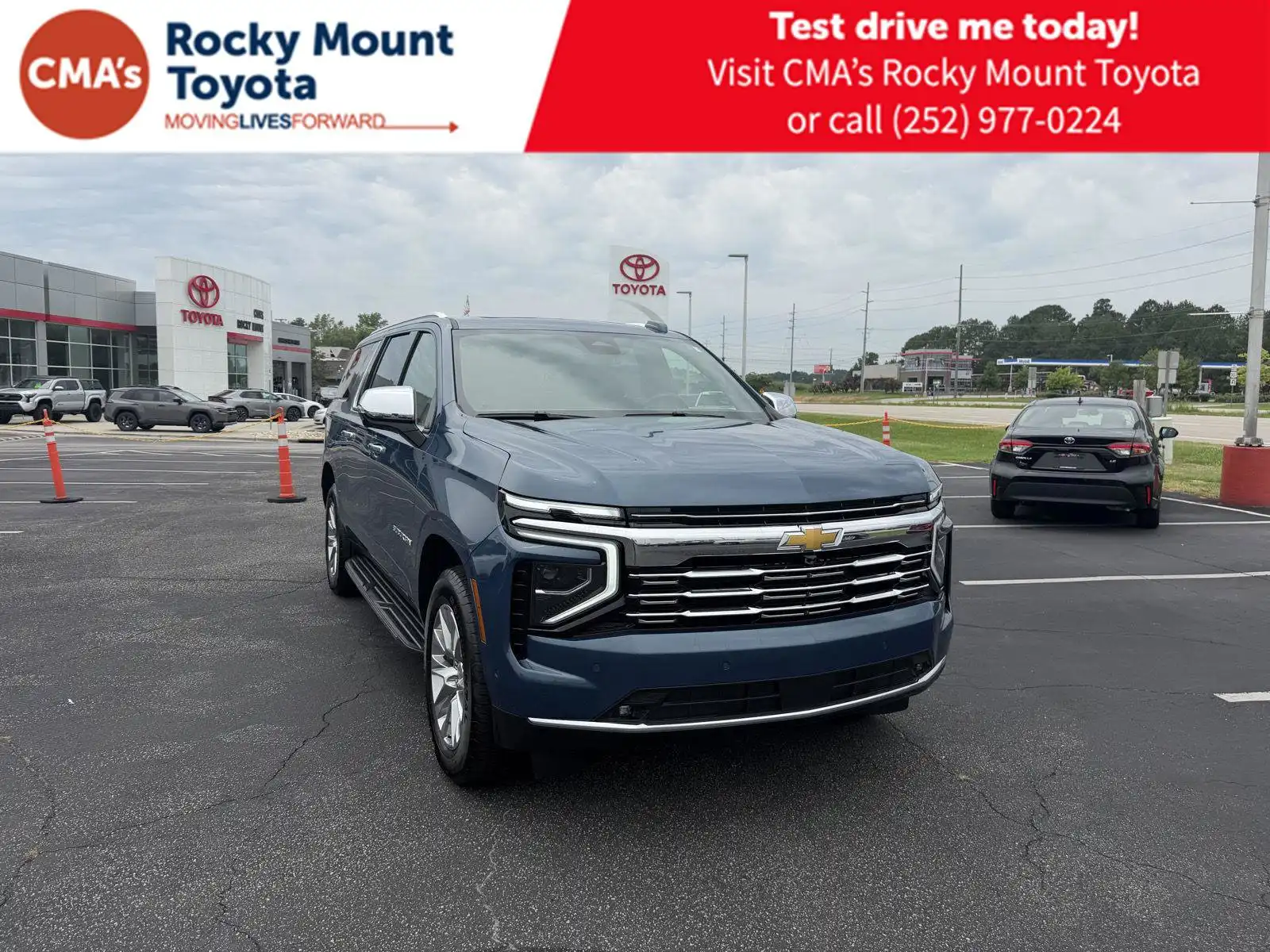 2025 Chevrolet Suburban Premier 4WD's photo