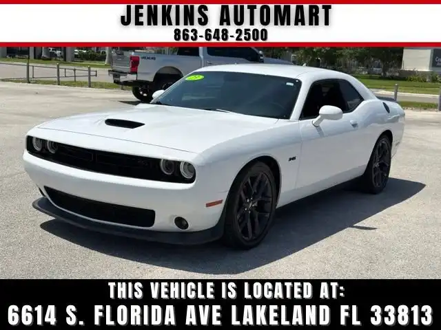 2023 Dodge Challenger R/T's photo