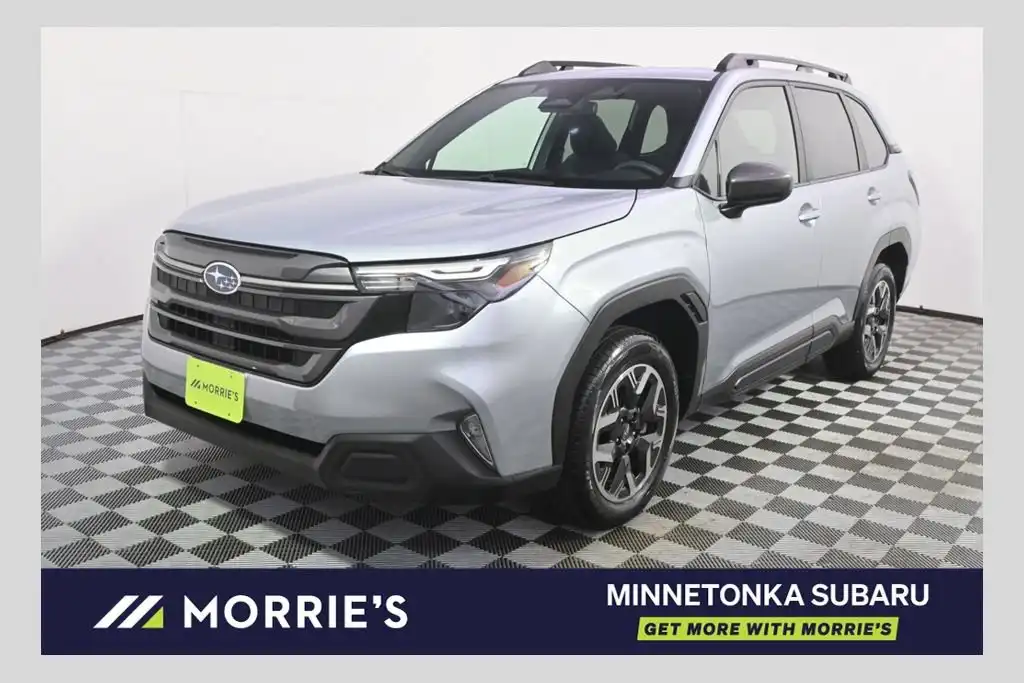 2025 Subaru Forester Premium's photo