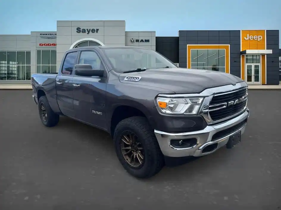 2019 RAM 1500 Big Horn/Lone Star 4WD Quad Cab 6'4's photo