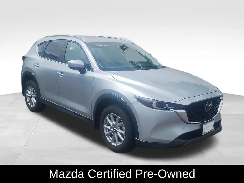 2023 Mazda CX-5 S Preferred package Auto AWD's photo