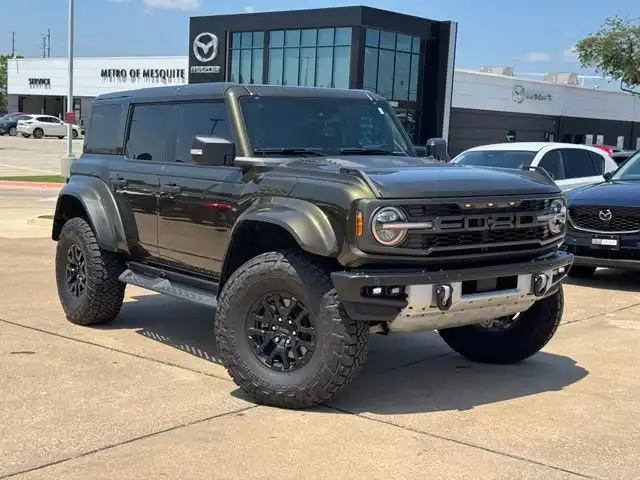 2025 Ford Bronco Raptor 4x4's photo