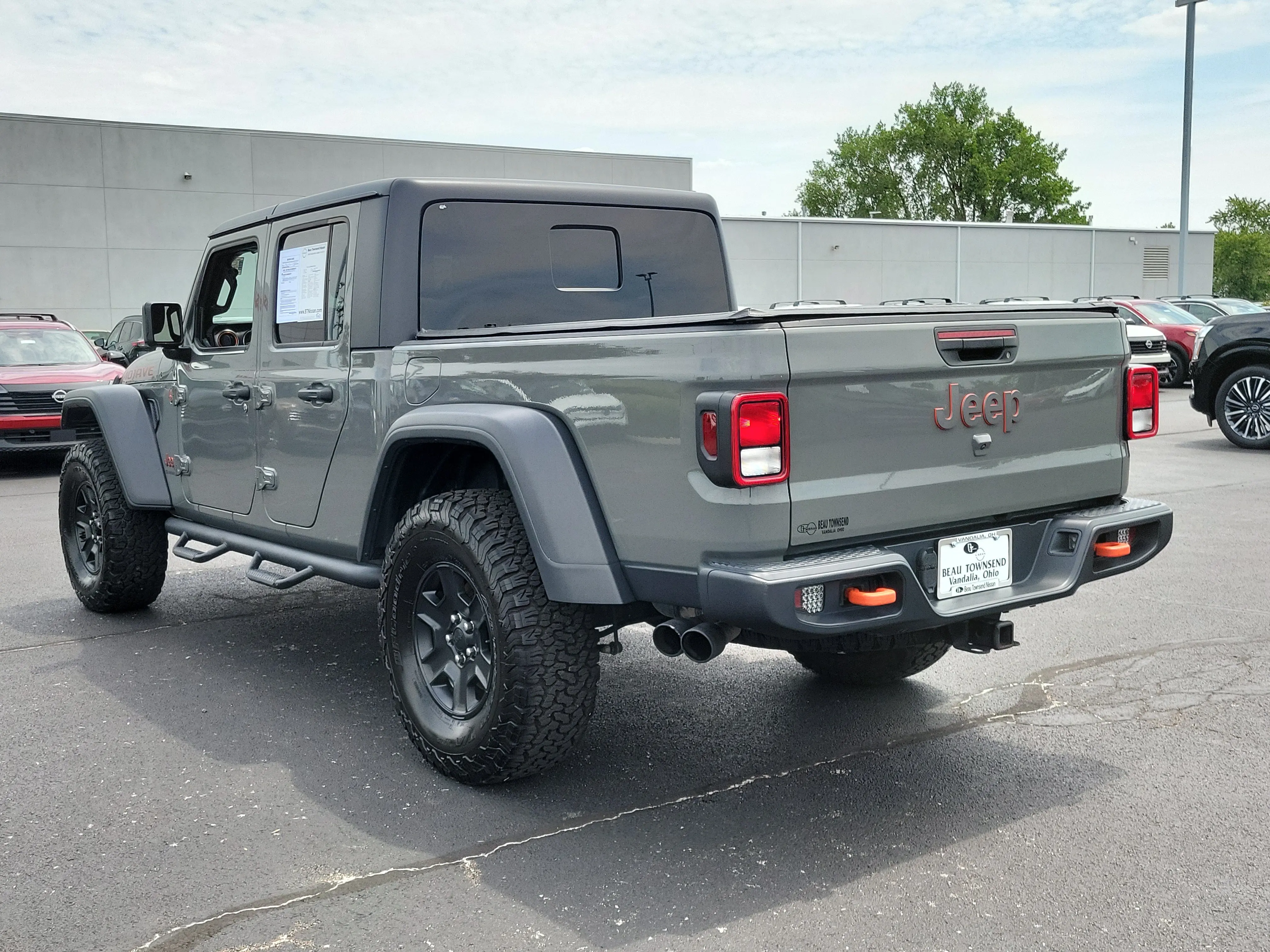 2021 Jeep Gladiator Mojave photo 3