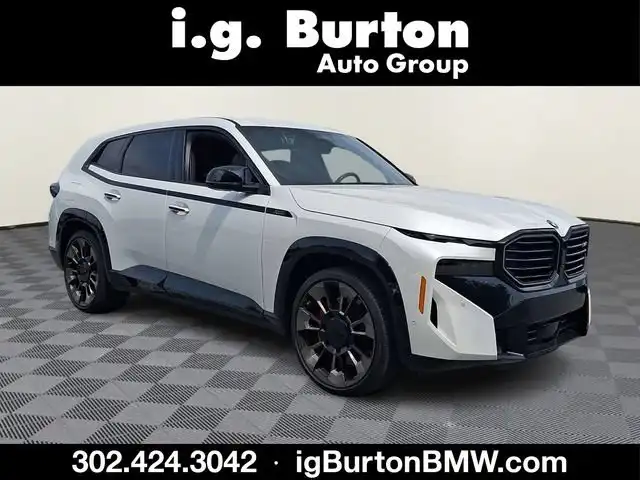 2024 BMW XM Base's photo