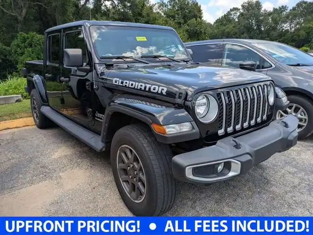 2022 Jeep Gladiator Overland's photo